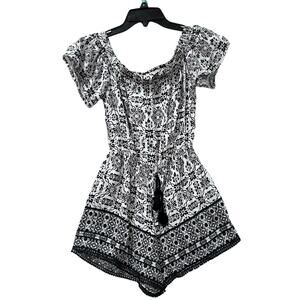 BEBOP Women’s Black & White Printed Off-The-Shoulder Romper SZ S